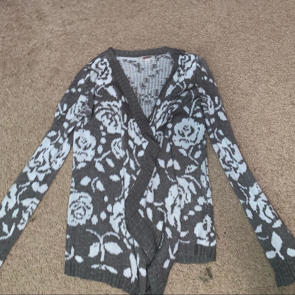 Gray white cardigan